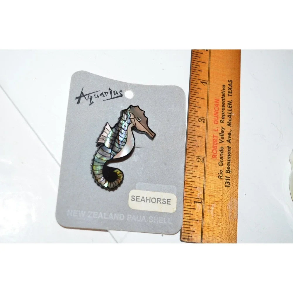 Vtg New Zealand Paua Shell & Abalone Seahorse  Brooch